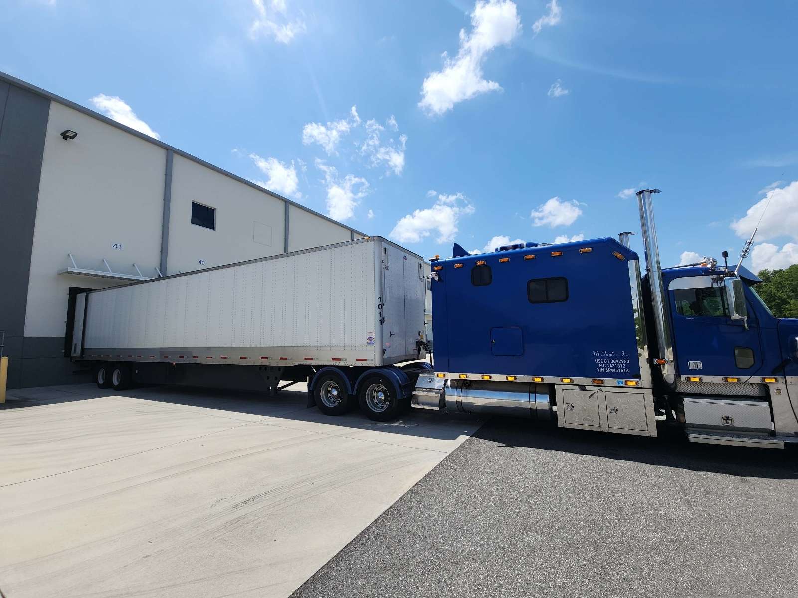 Power-only tractor hauling customer-supplied trailer